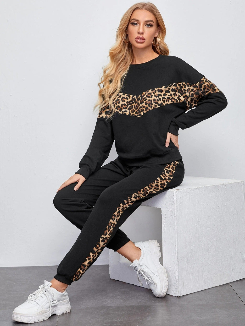 ARENIVA - Black Colour Leopard Print Co-Ord Set