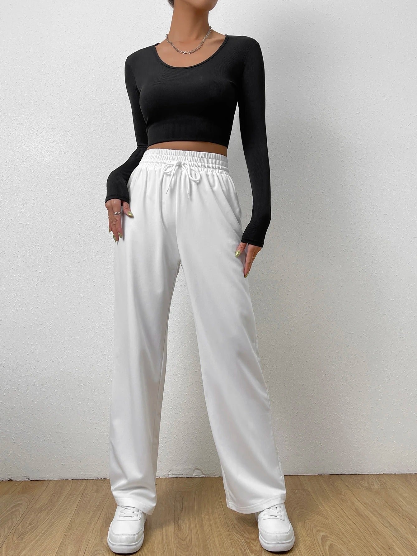 Snow White Colour Comfortable Women's Pants