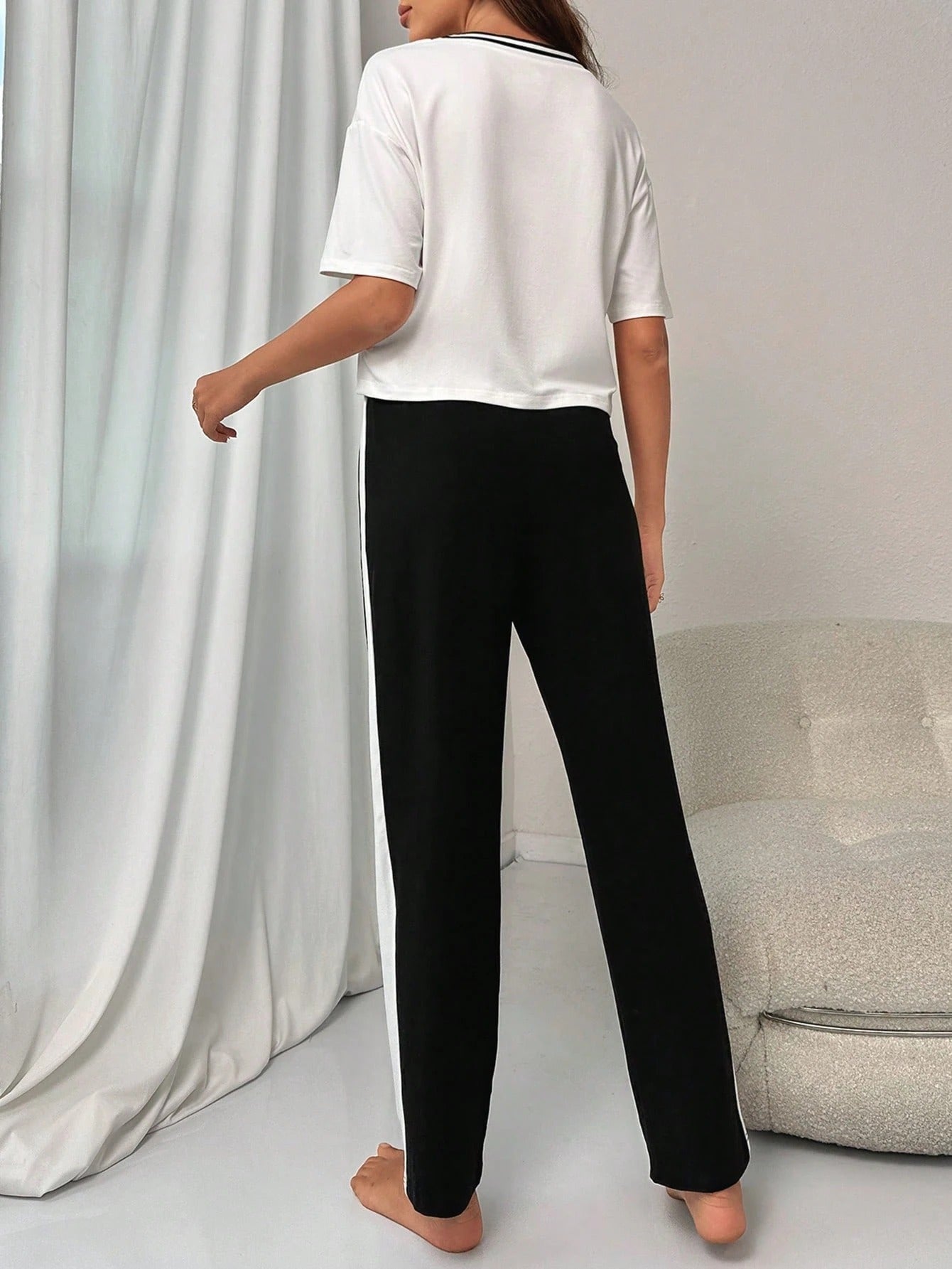 Arenvia's Minimal Mood Women's Co-Ord Set