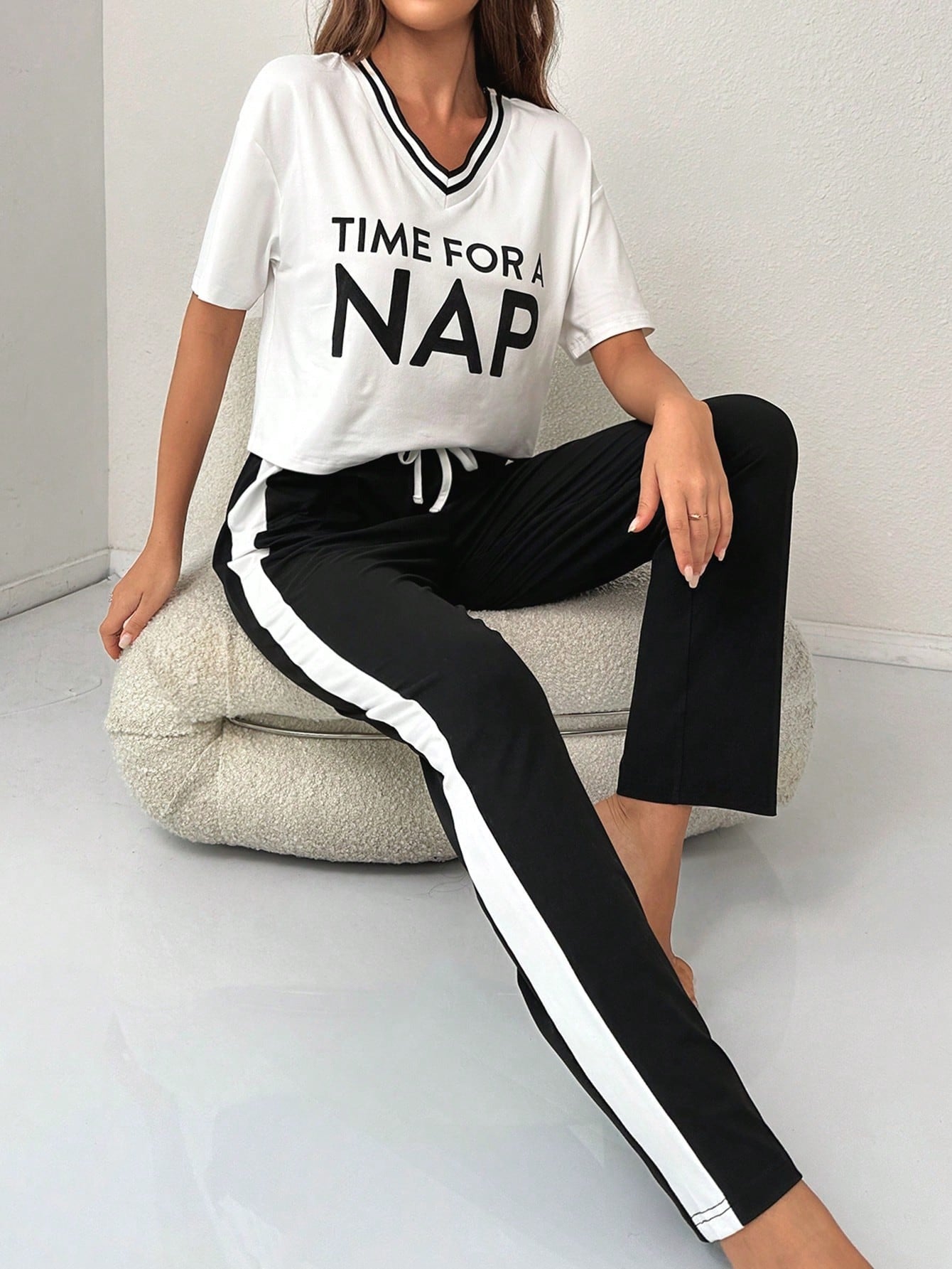 Arenvia's Minimal Mood Women's Co-Ord Set