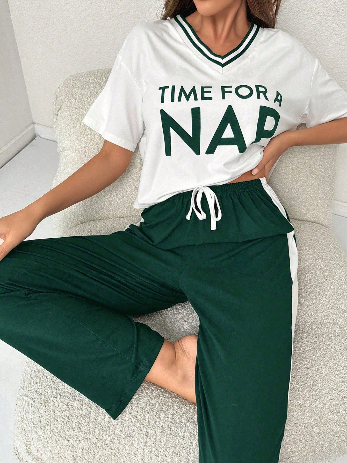 Everyday Ease and Comfortable Women's Tracksuit