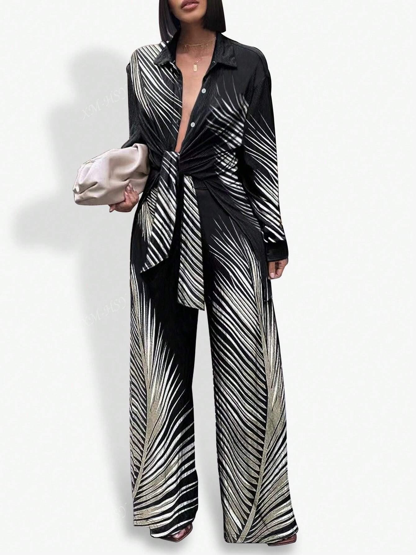 ARENIVA - Black Classi Co-Ord Set With Floral Print
