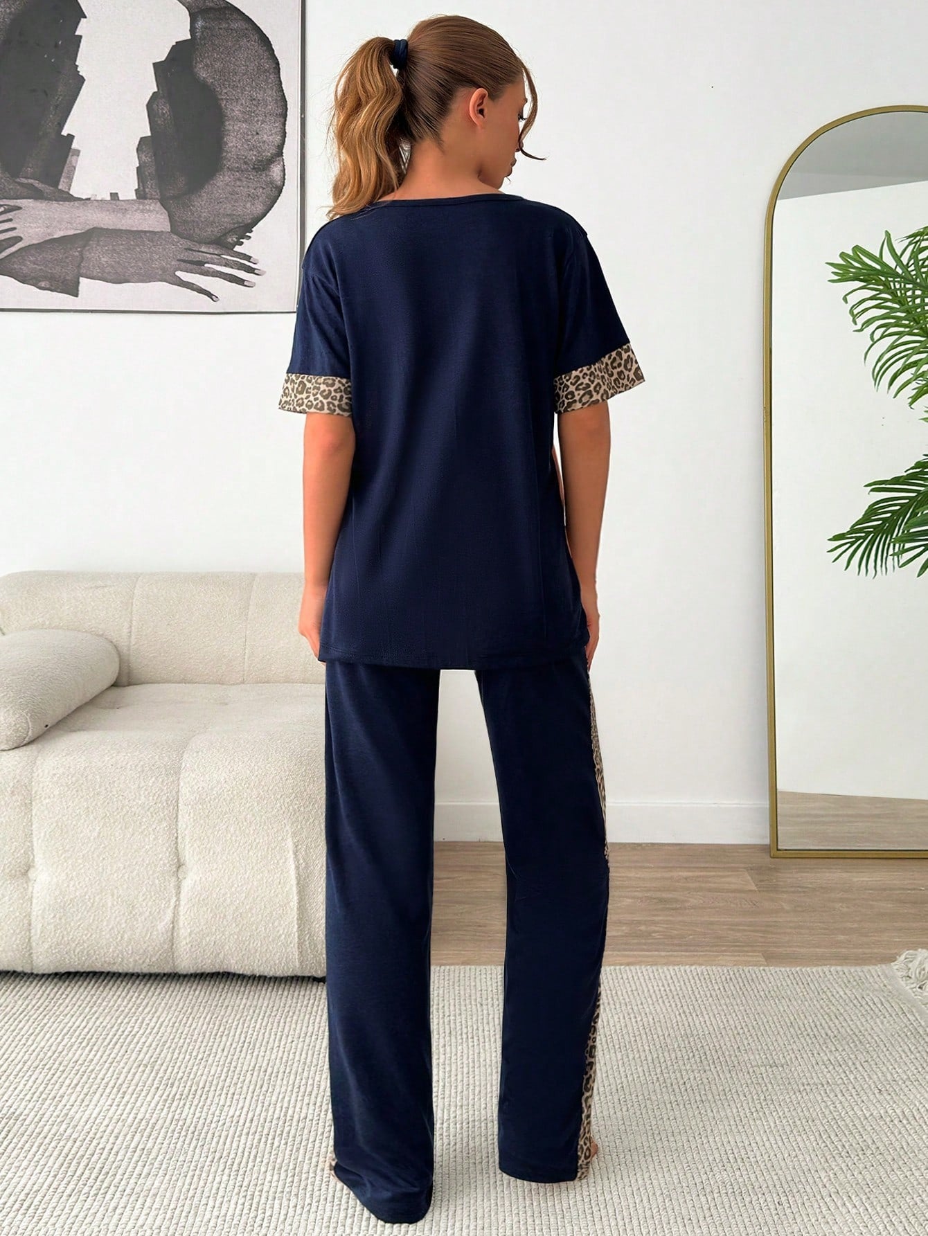 Women's Comfortable Co-ord Set with Leopard Print