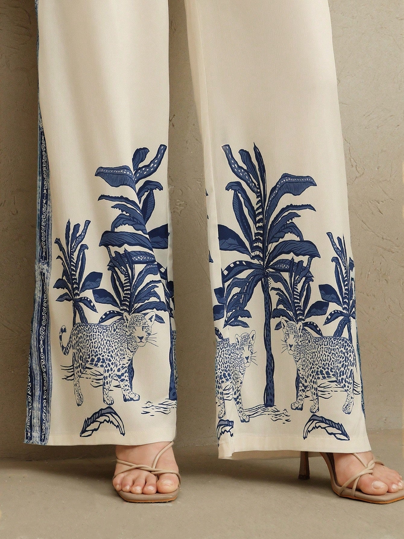 ARENIVA - Classi Co-Ord Set With Floral Print