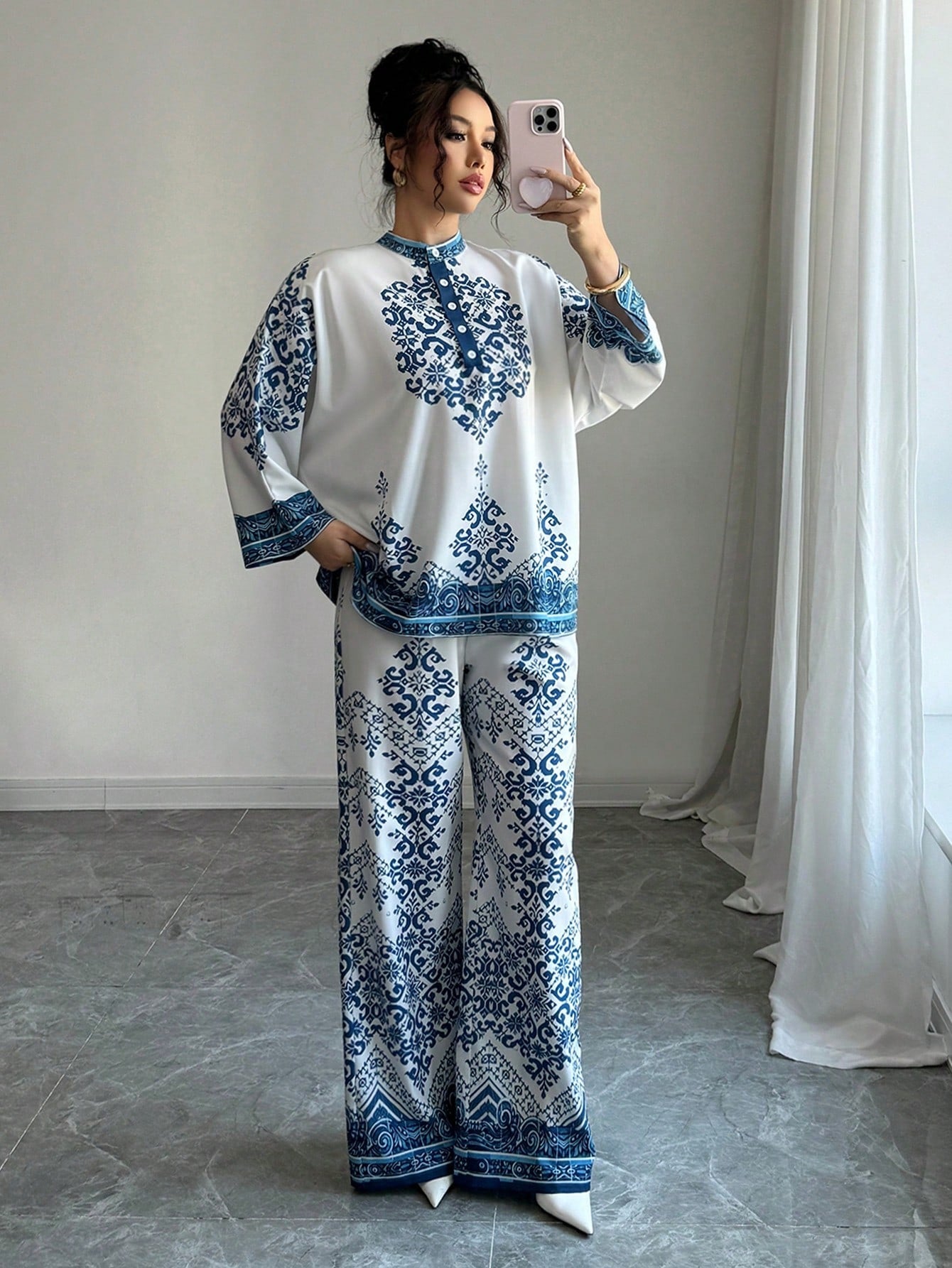 ARENIVA - Classi Women's Co-Ord Set With Floral Print