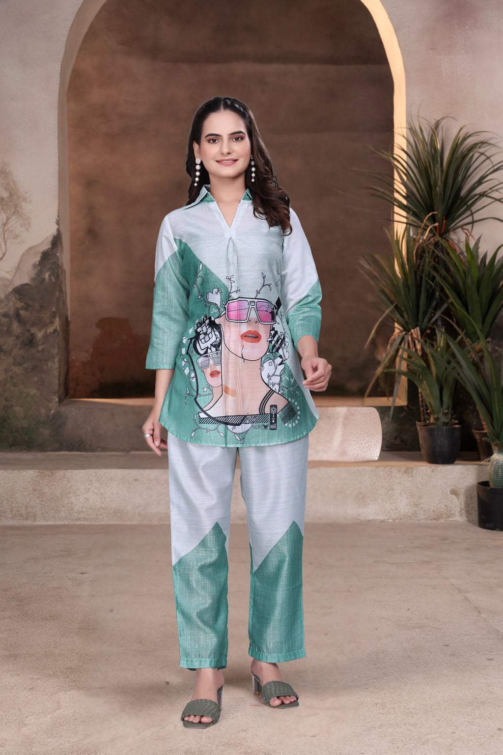 Green & White Graphic Printed Women’s Co-ord Set