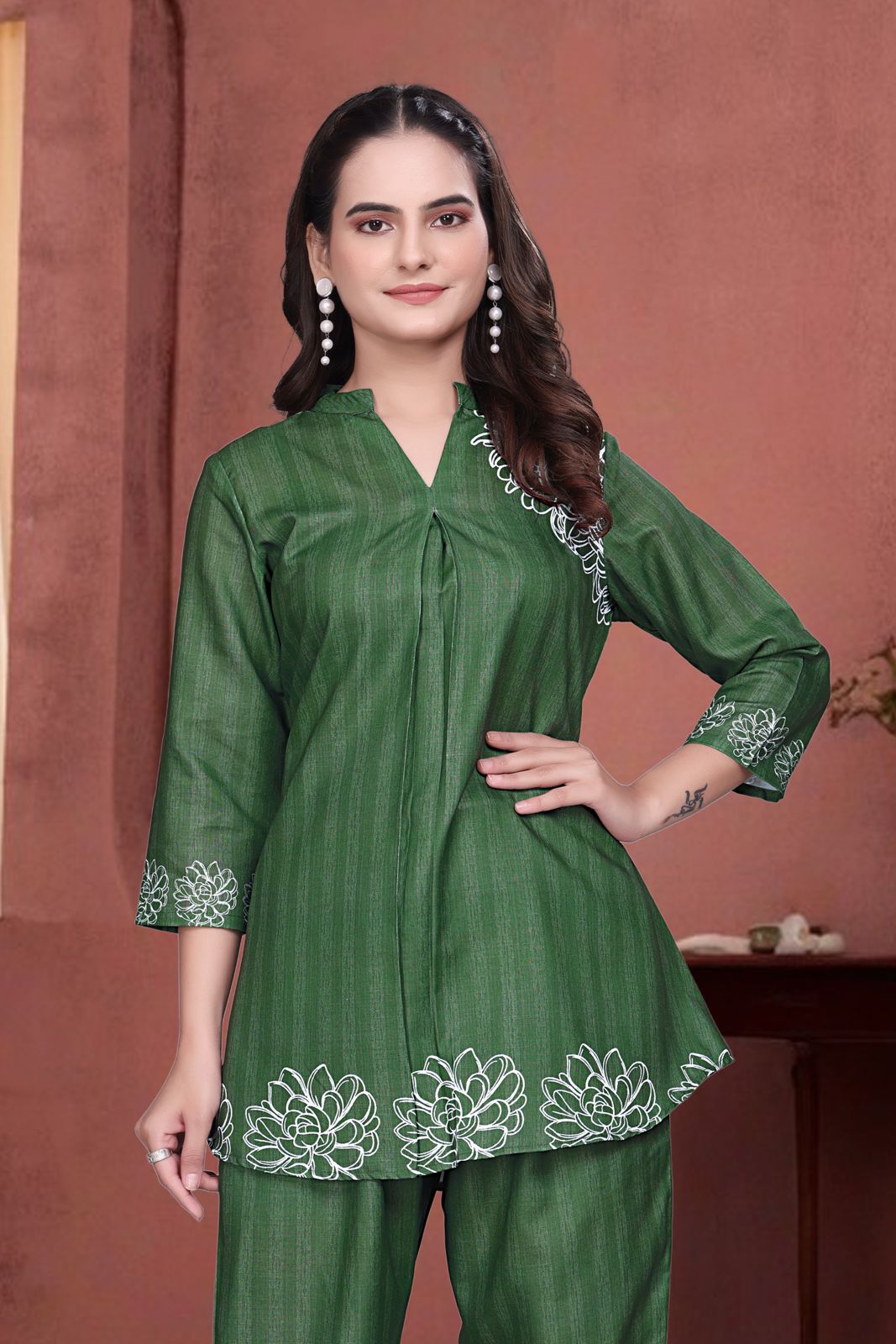 Dark Green Women's Comfortable Co-Ord Set with Graphic Print