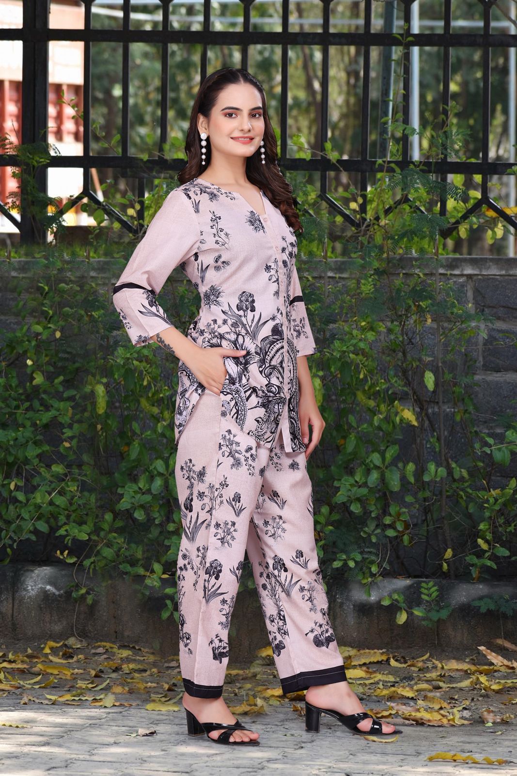 Lilac Colour Designer Co-ord Set for Women With Graphic Print
