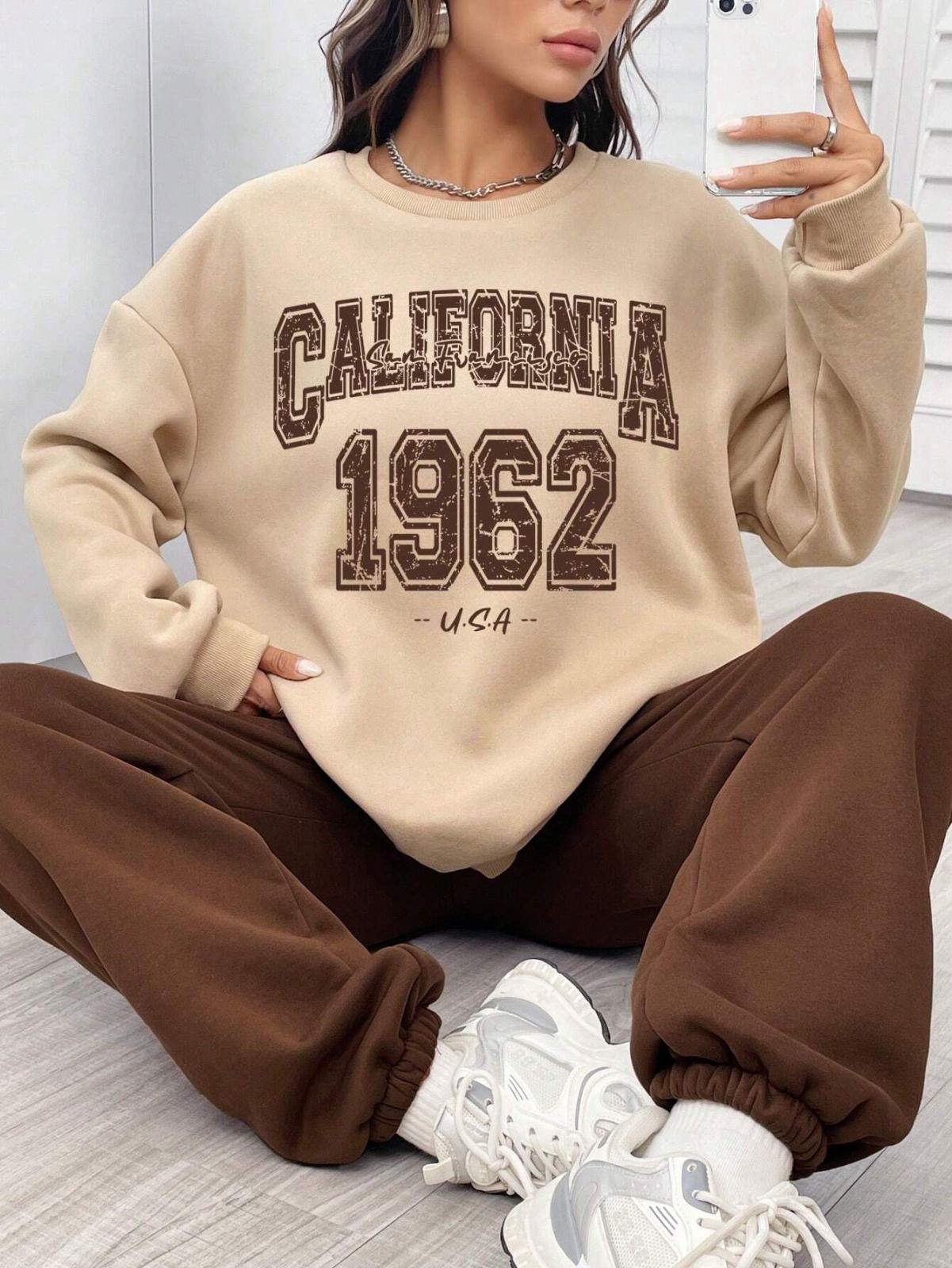 Coffee Brown Colour Women's Comfortable Co-Ord Set with Graphic Print