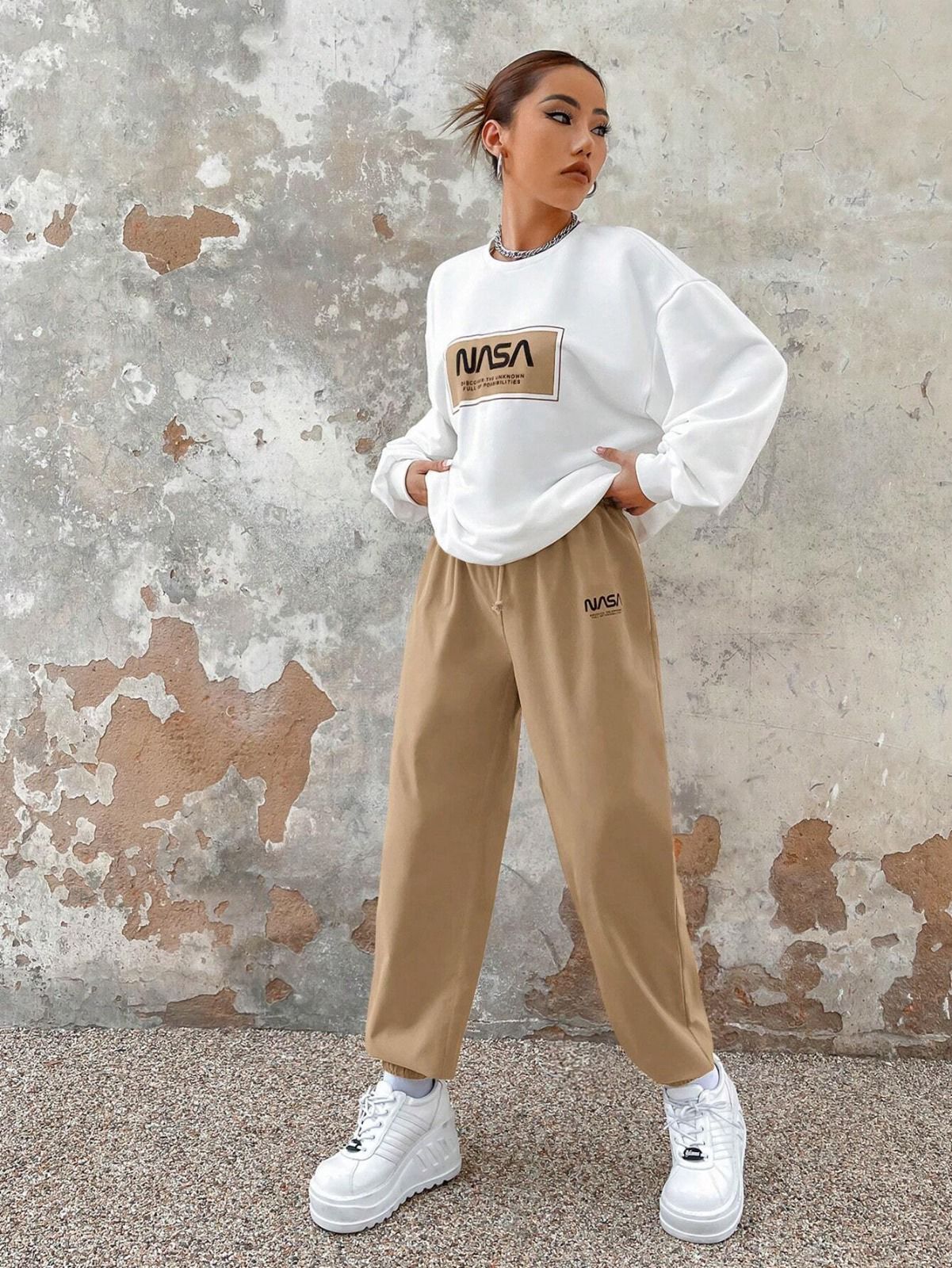 Wood Brown Colour Women's Comfortable Co-Ord Set with Graphic Print