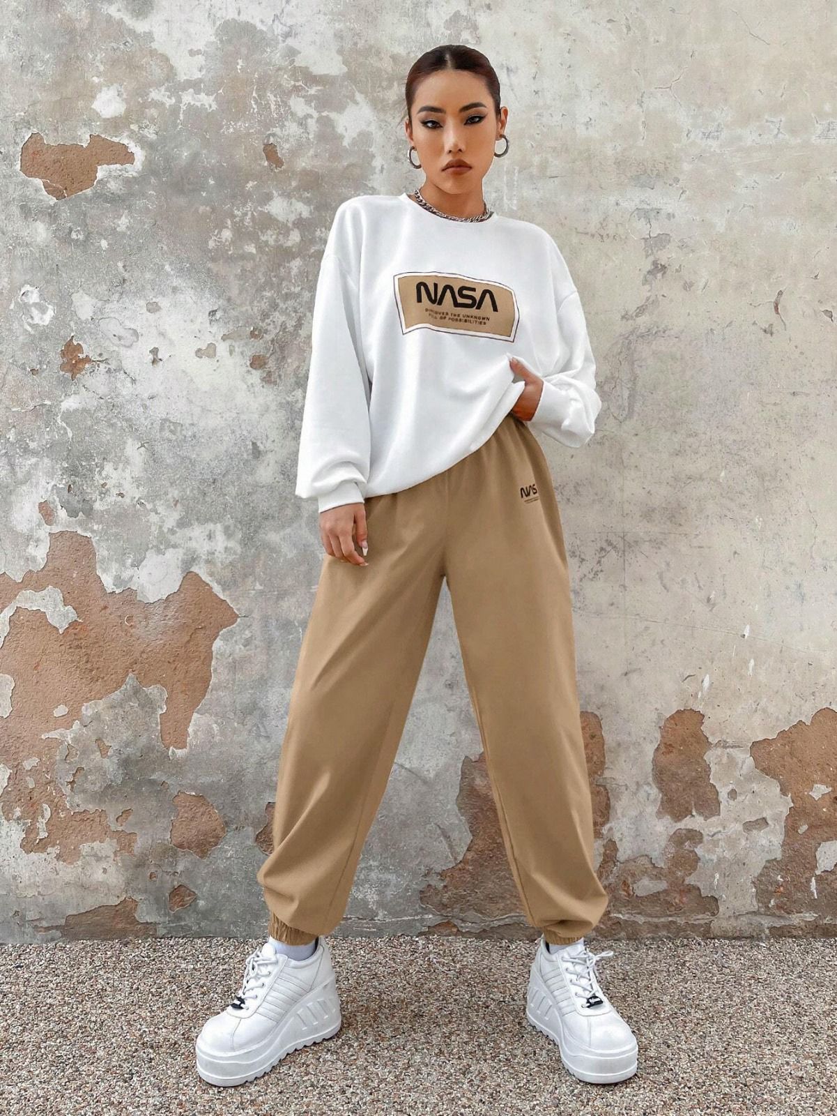 Wood Brown Colour Women's Comfortable Co-Ord Set with Graphic Print