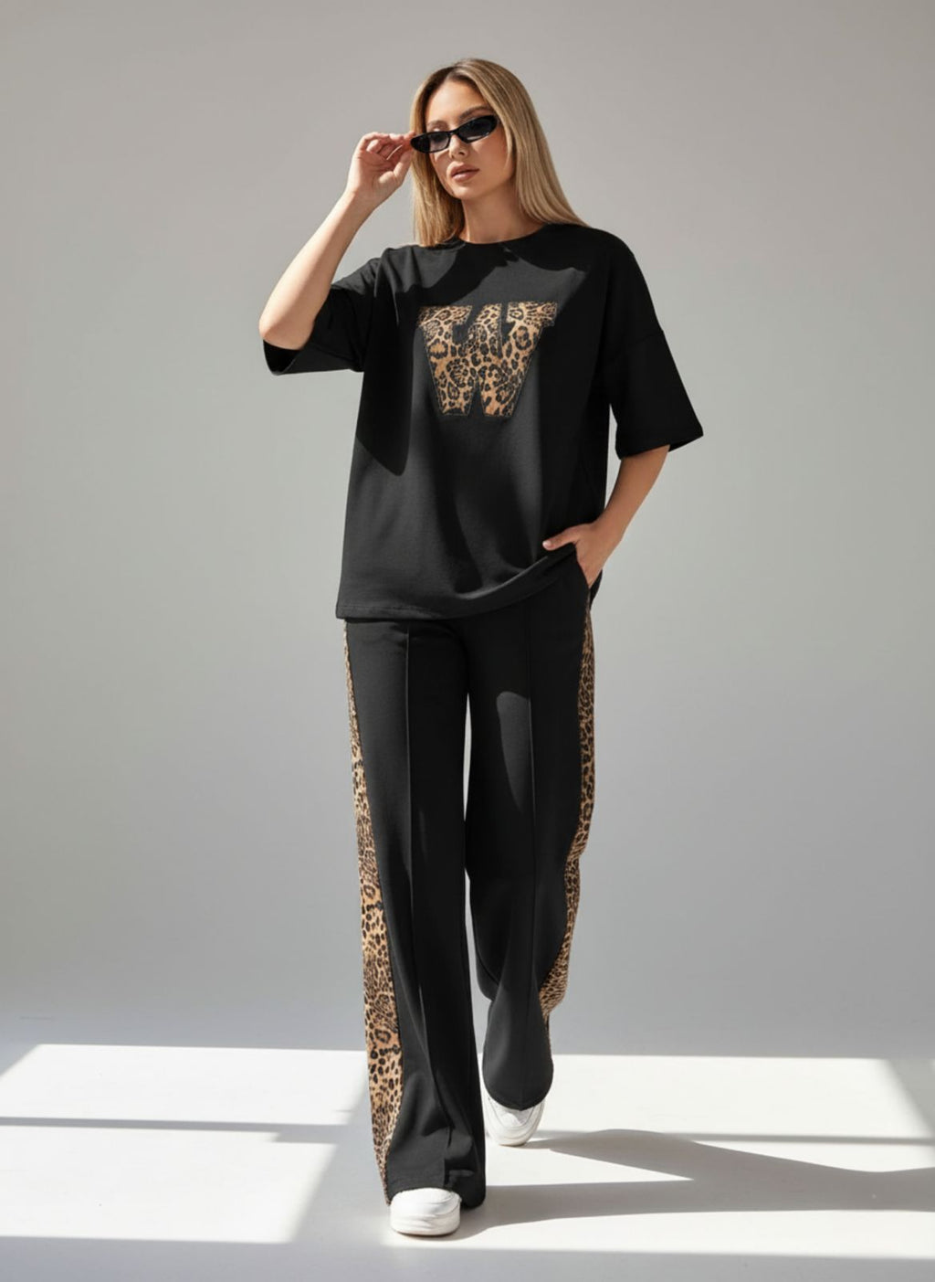 ARENIVA - Deep Black Colour Women's Comfortable Co-Ord Set with Leopard Print