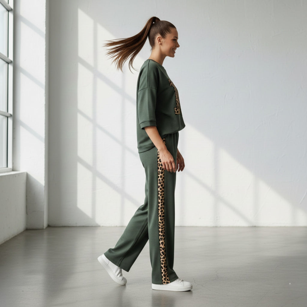 Forest Green Colour Women's Co-Ord Set with Leapord Print