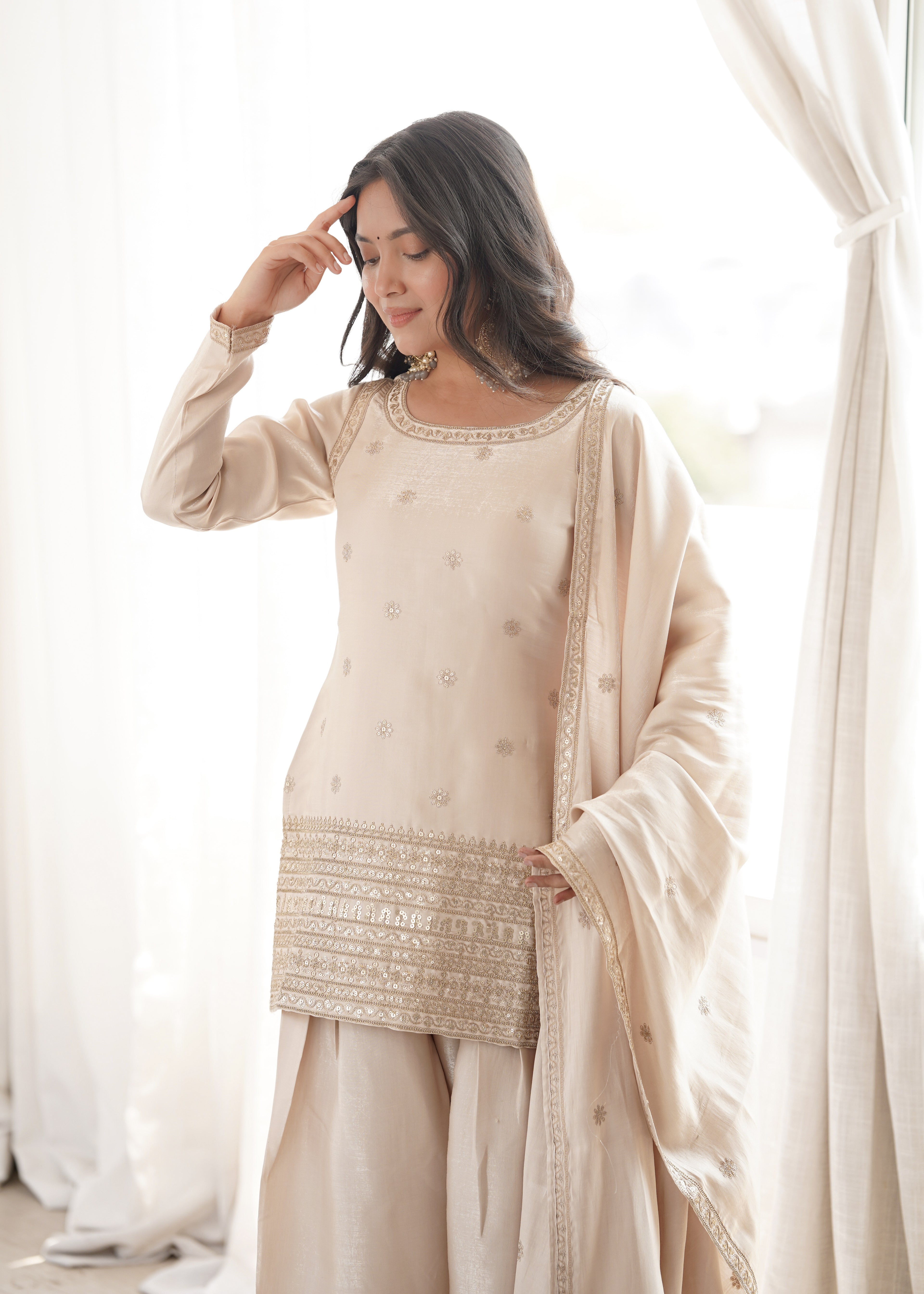 ARENIVA Ivory Embroidered Roman Silk Chanderi Kurta Set with Palazzo & Dupatta