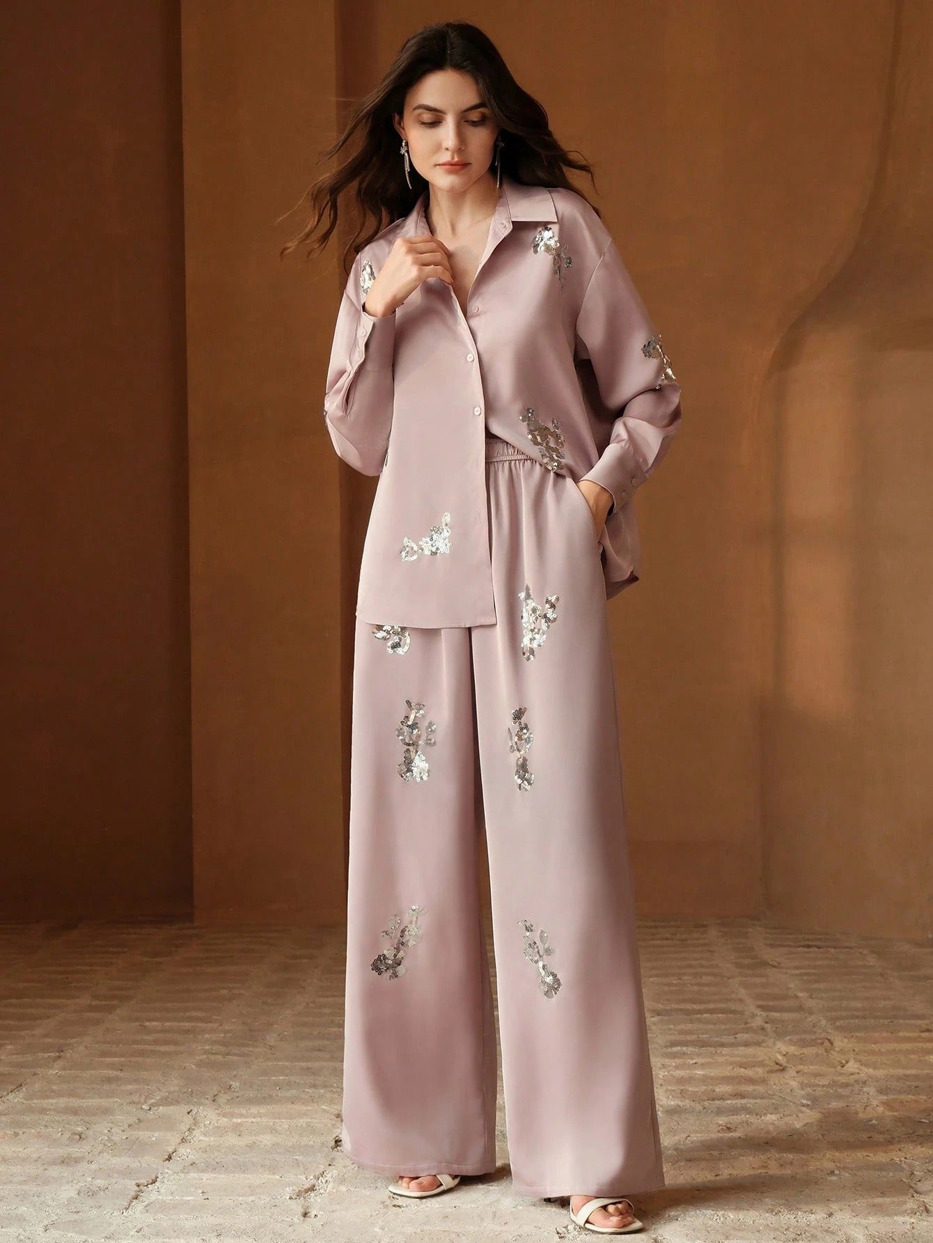 Classi Baby Pink Colour Comfortable Women's Co-Ord Set with Floral Print