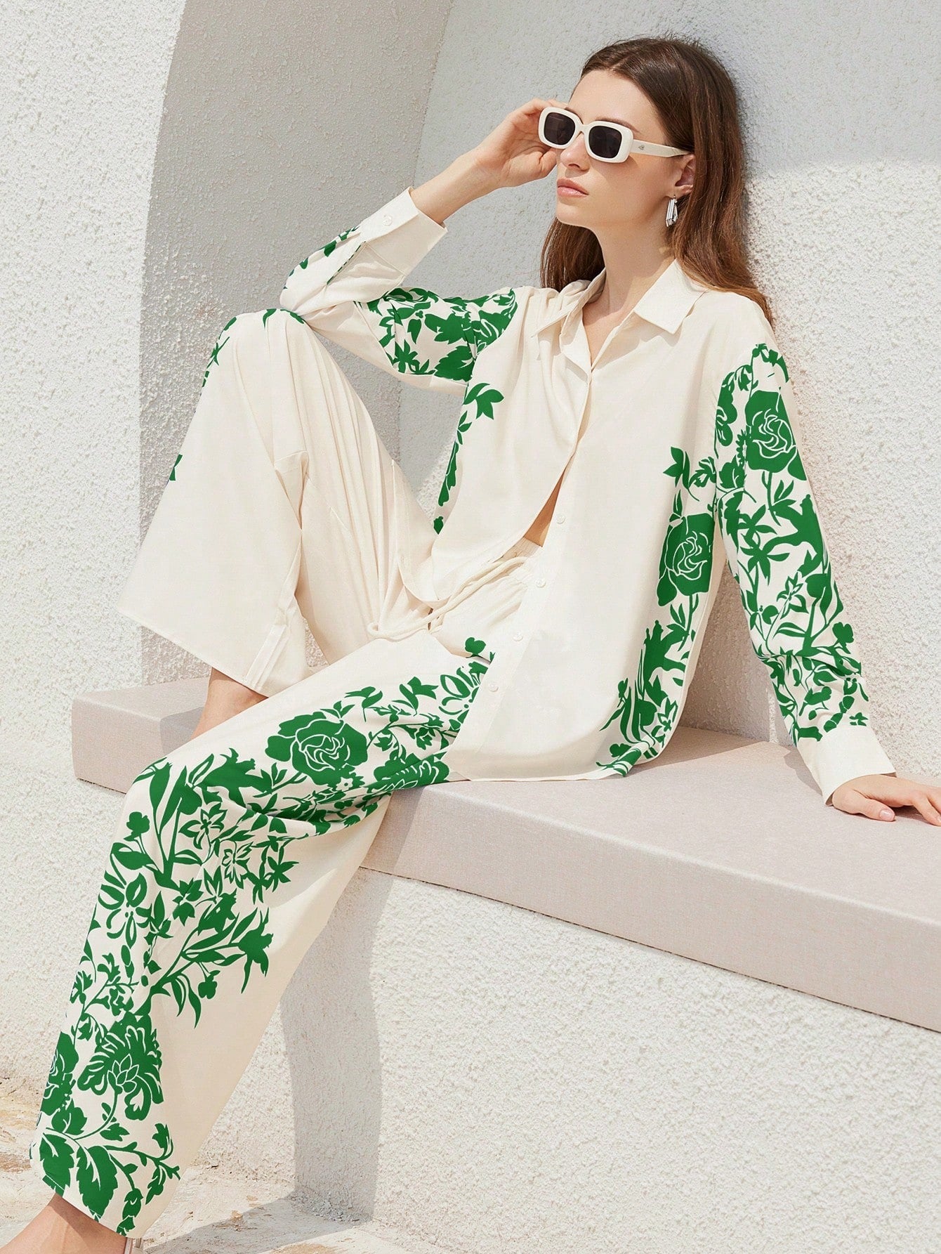 ARENIVA - Cloud White Colour Classi Printed Co-Ord Set