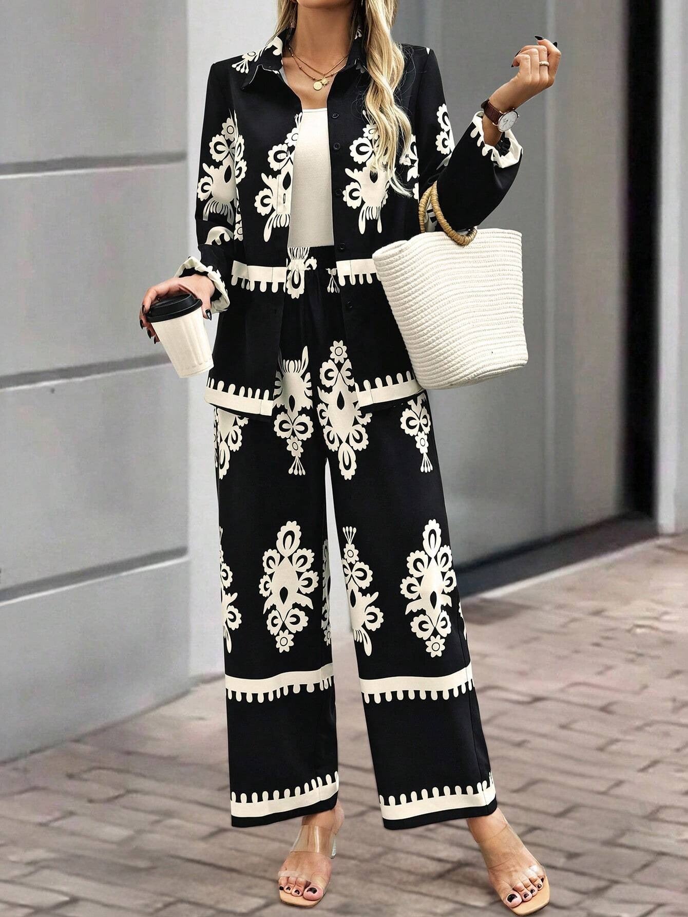 ARENIVA - Black Colour Floral Printed Co-Ord Set