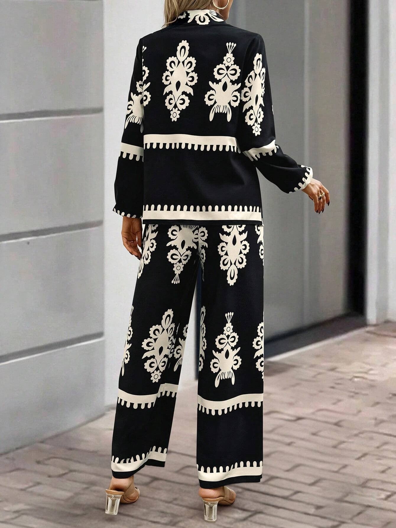 ARENIVA - Black Colour Floral Printed Co-Ord Set