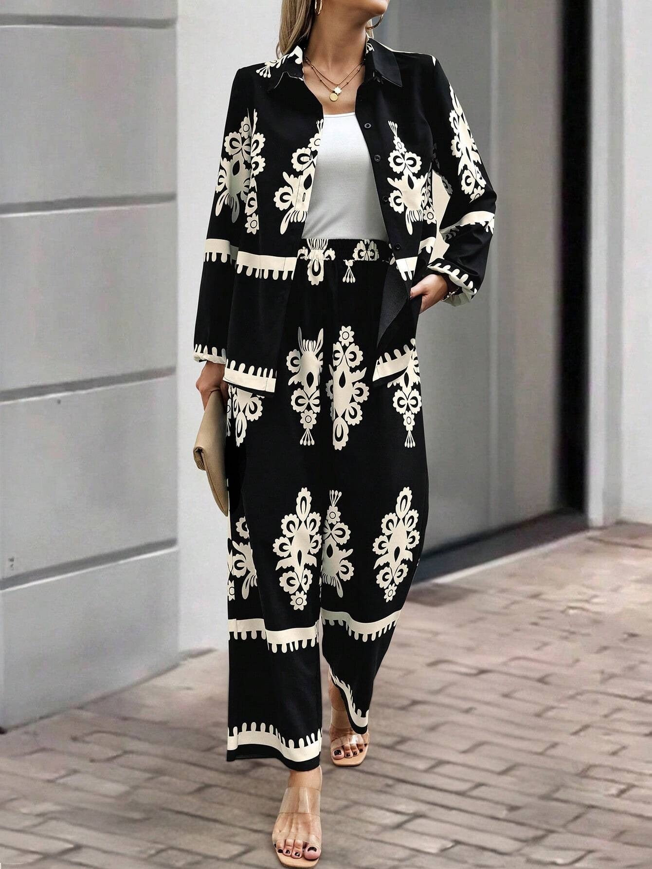 ARENIVA - Black Colour Floral Printed Co-Ord Set