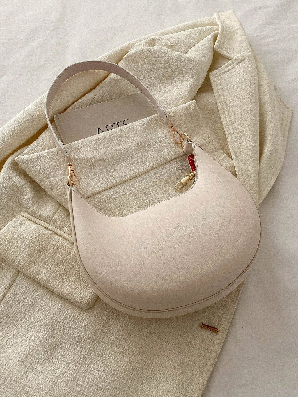 Crescent-Shaped Women's Shoulder Bag