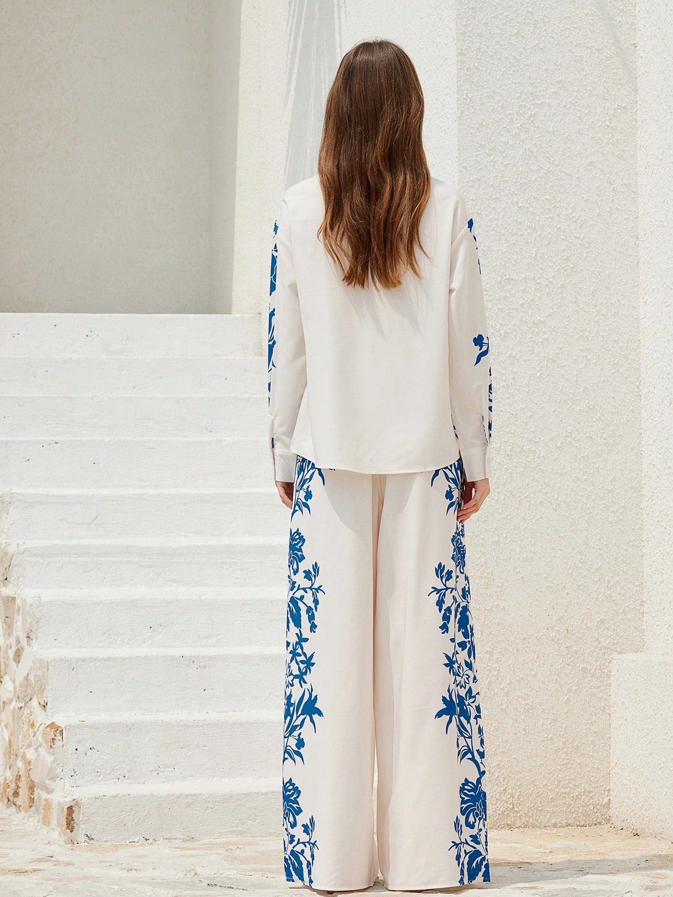 ARENIVA - Off White Colour Classi Printed Co-Ord Set