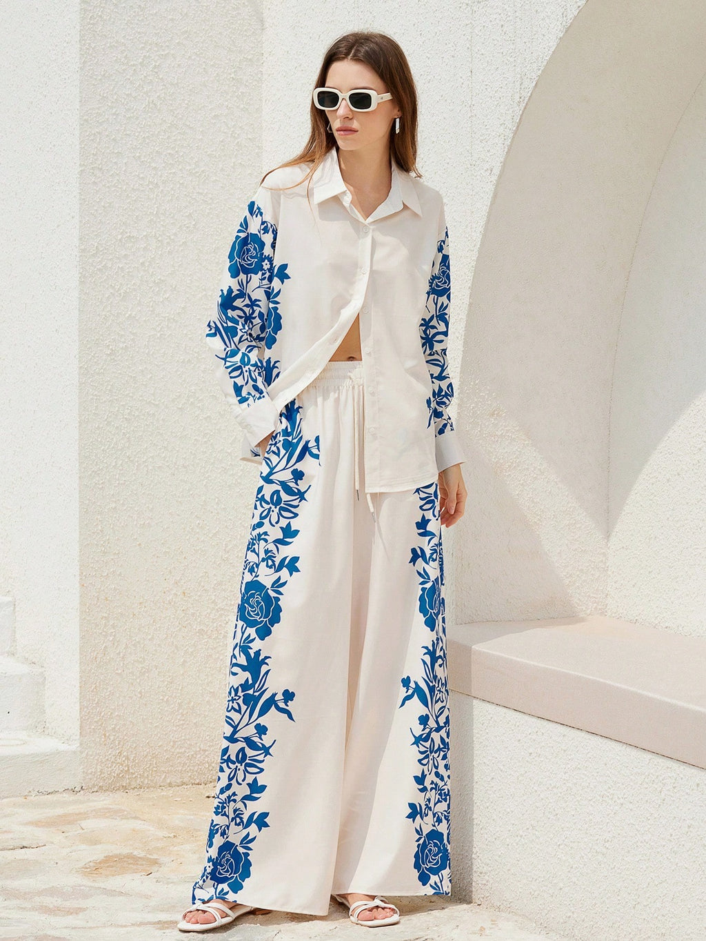 ARENIVA - Off White Colour Classi Printed Co-Ord Set