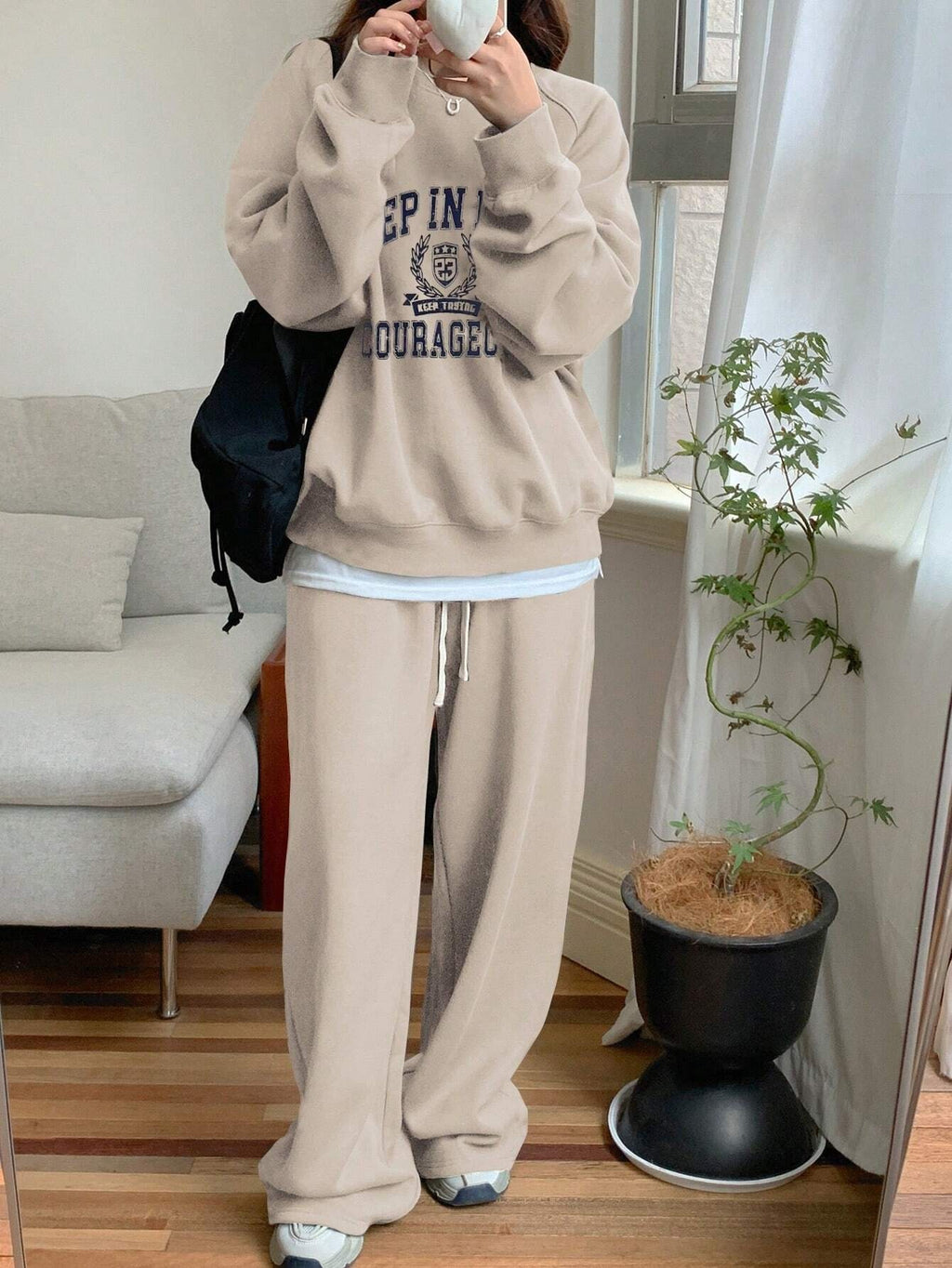 Women's Oversized Graphic Sweatshirt and Wide-Leg Pants Co-ord Set
