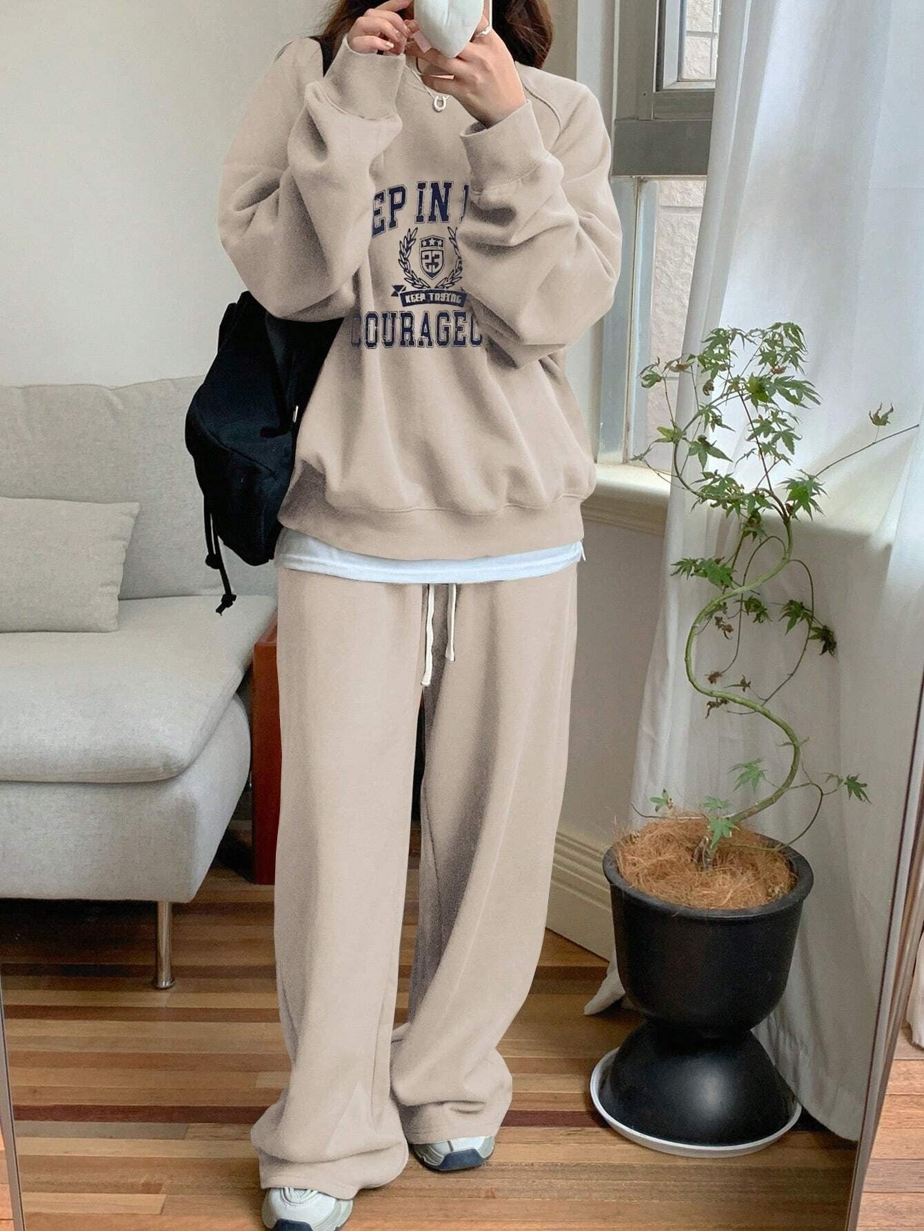 Women's Oversized Graphic Sweatshirt and Wide-Leg Pants Co-ord Set