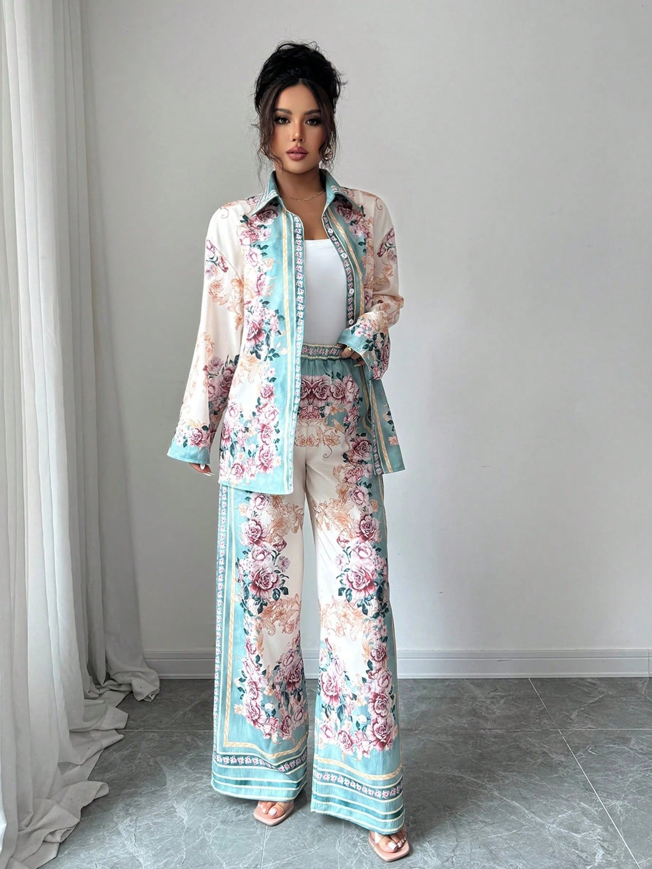 ARENIVA - Mint Green & White Colour Floral Women's Co-Ord Set