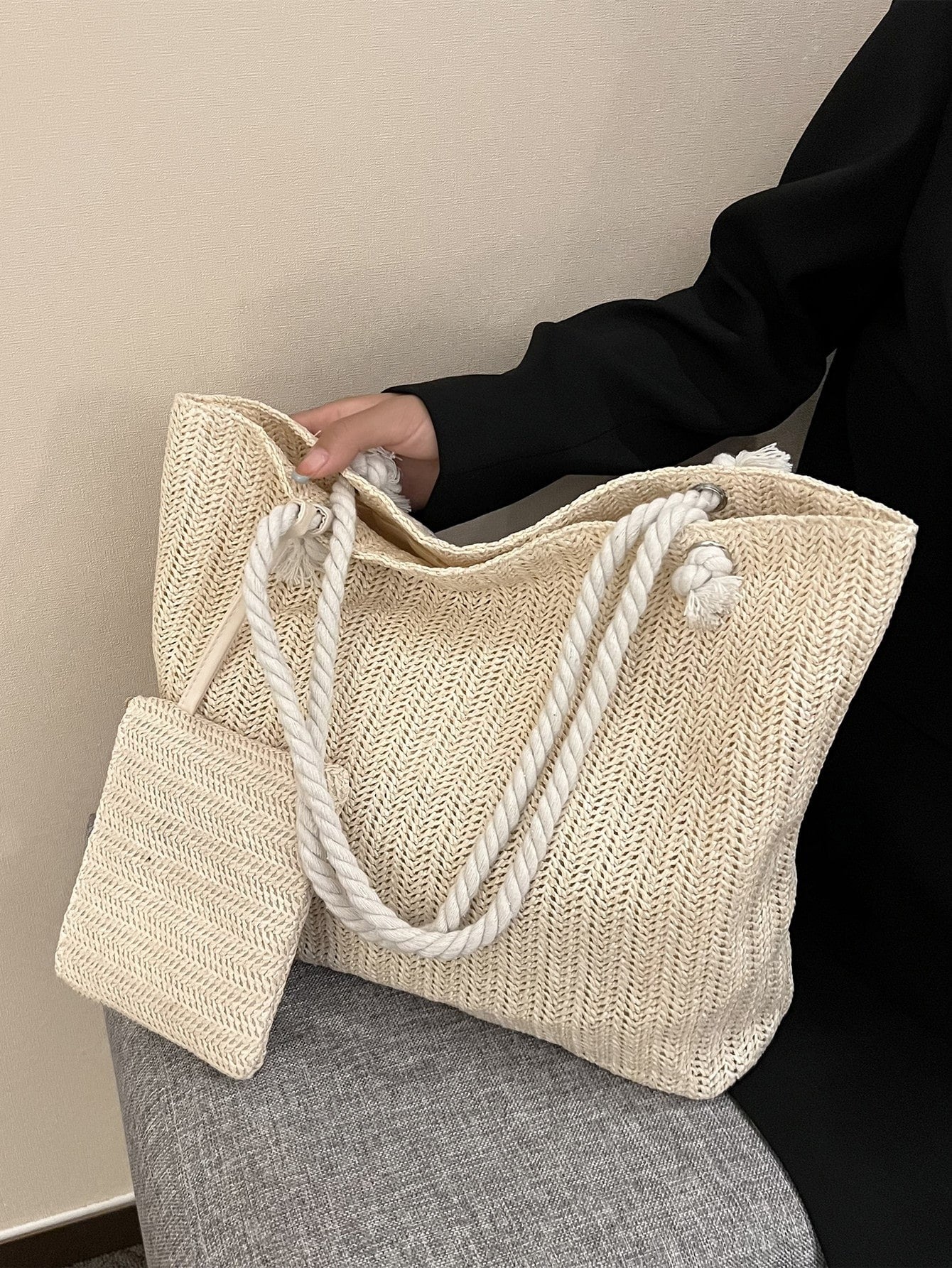 ARENIVA - Rope Handle Tote & Pouch Set