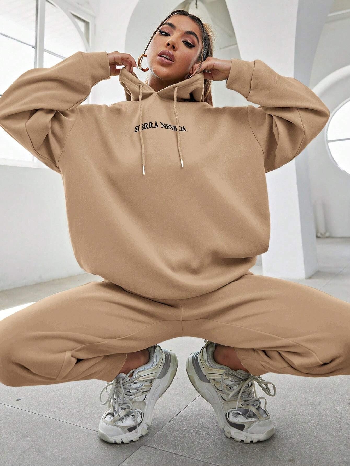 Casual Oversized Hoodie with Joggers