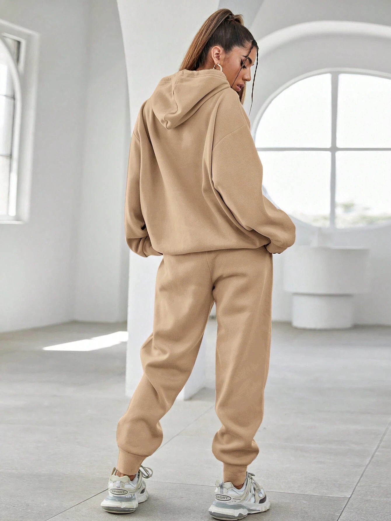 Casual Oversized Hoodie with Joggers