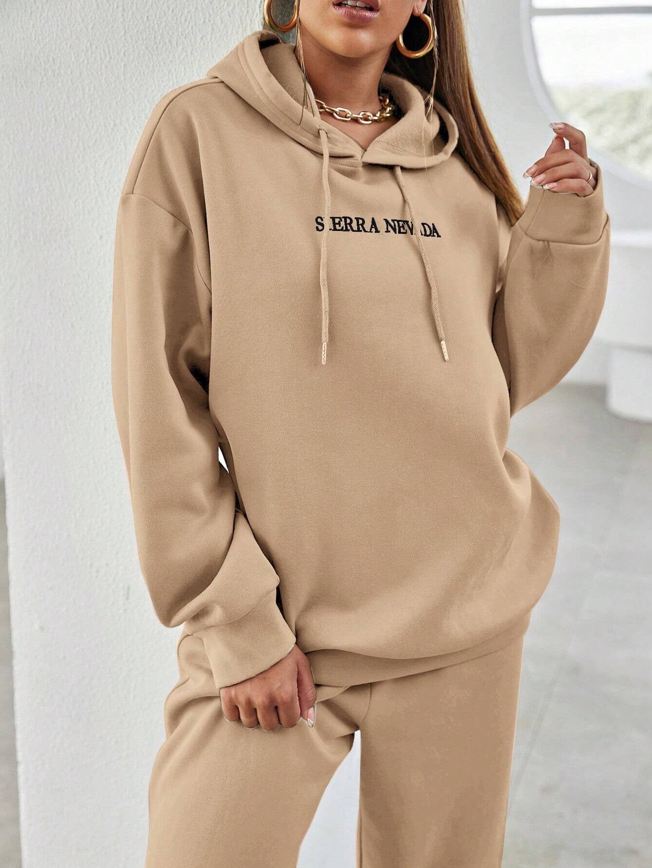 Casual Oversized Hoodie with Joggers