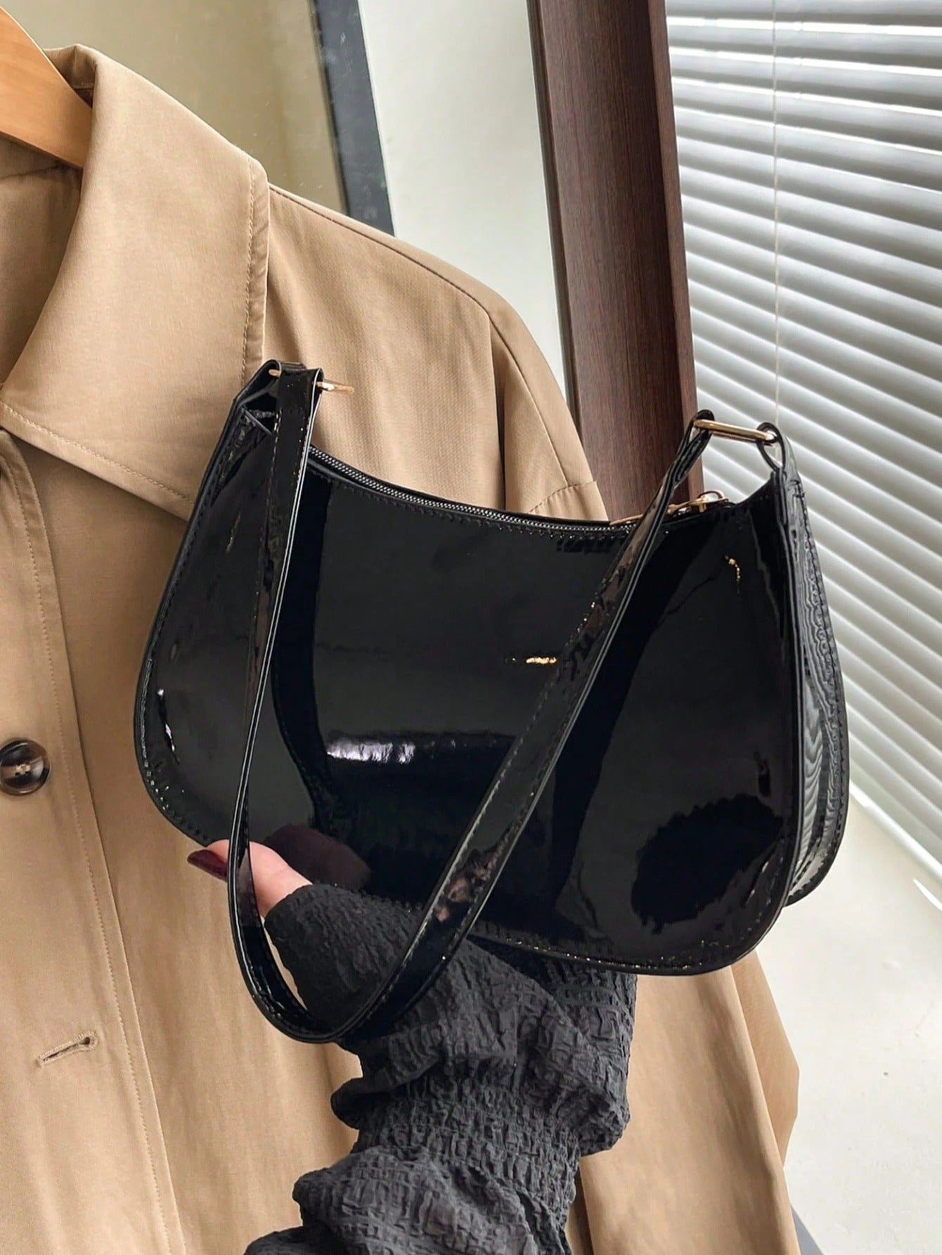 Versatile Crescent-Shaped Shoulder Bag