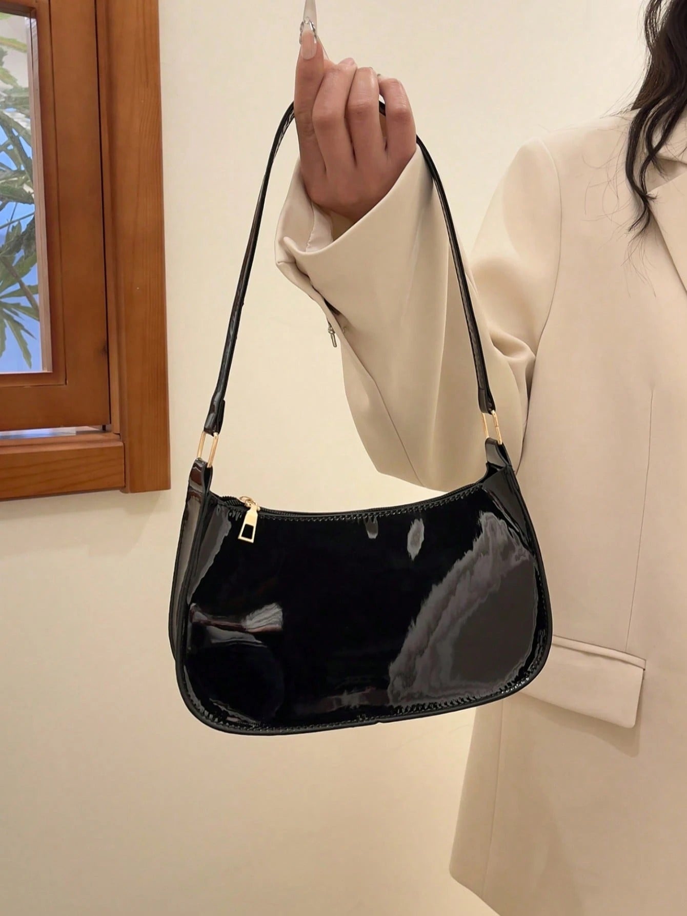 Versatile Crescent-Shaped Shoulder Bag