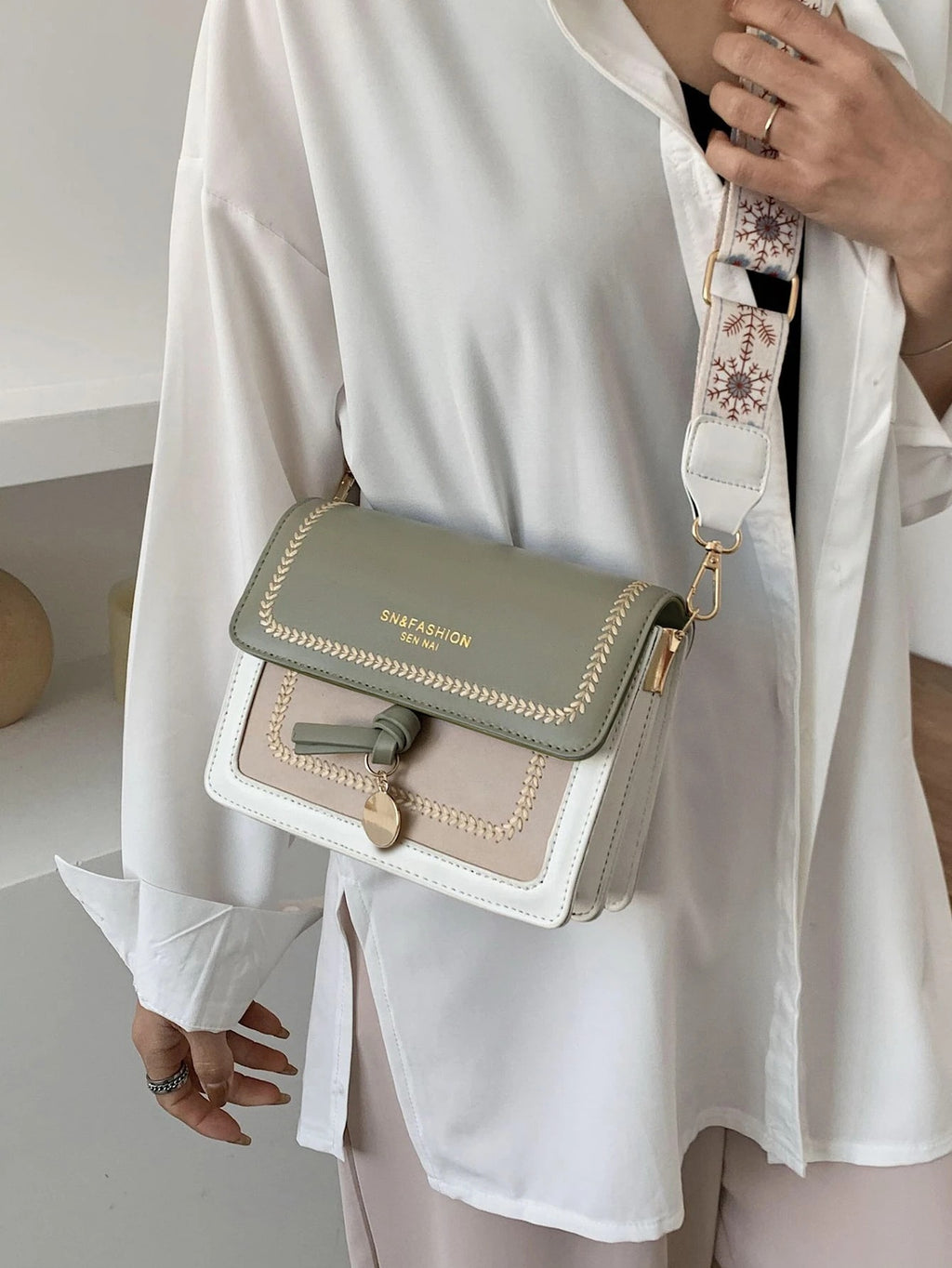 Mini Square Bag Colourblock Flap
