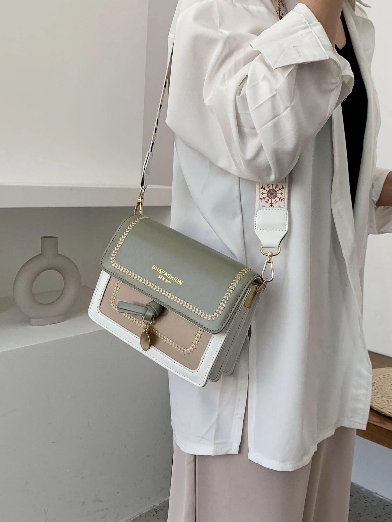Mini Square Bag Colourblock Flap