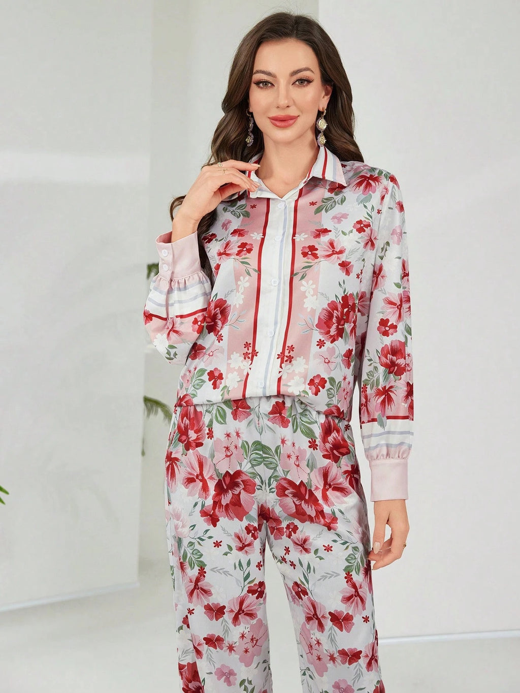 ARENIVA - Clasi red Colour Floral Women's Co-ord Set