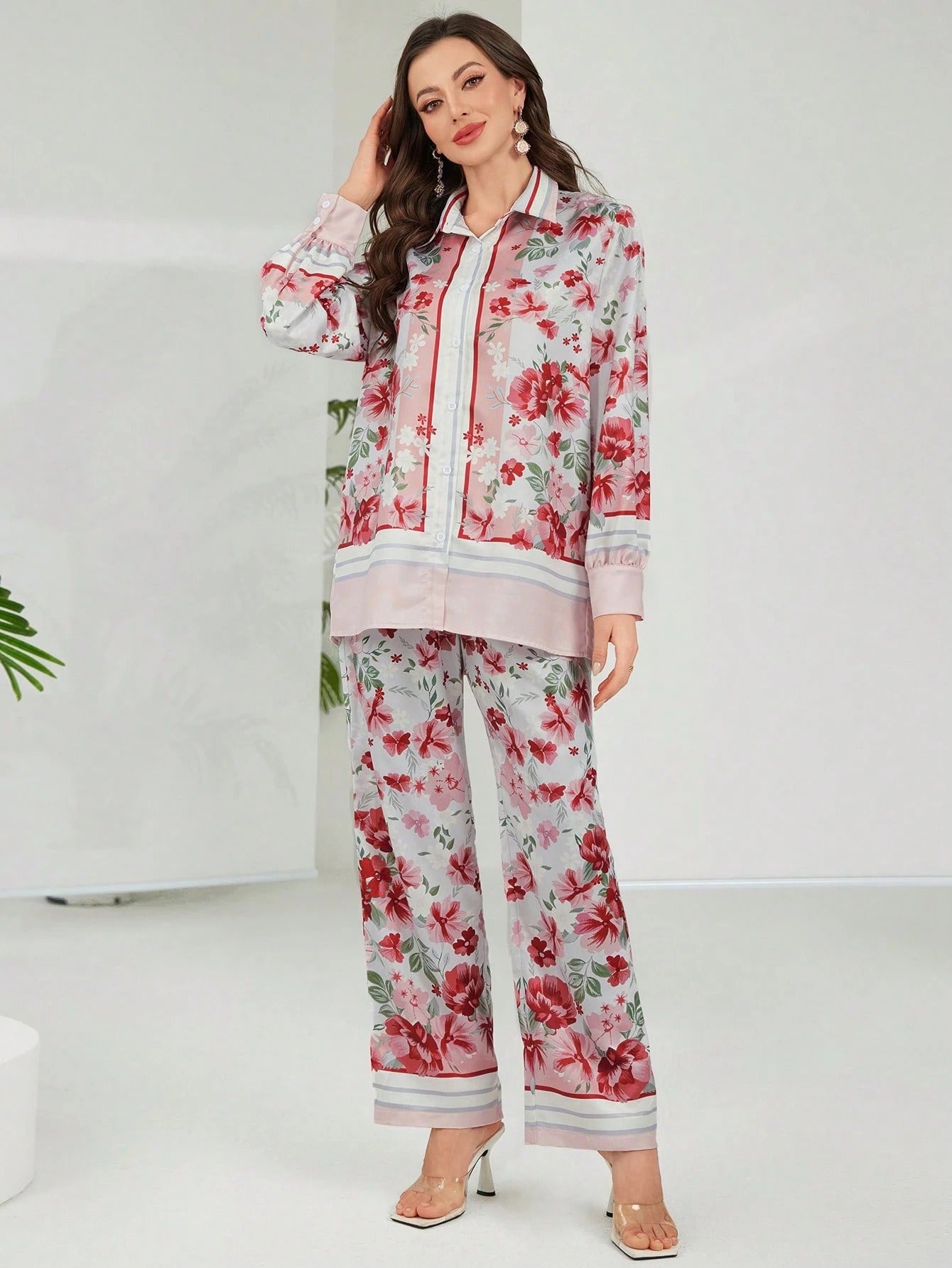 ARENIVA - Clasi red Colour Floral Women's Co-ord Set