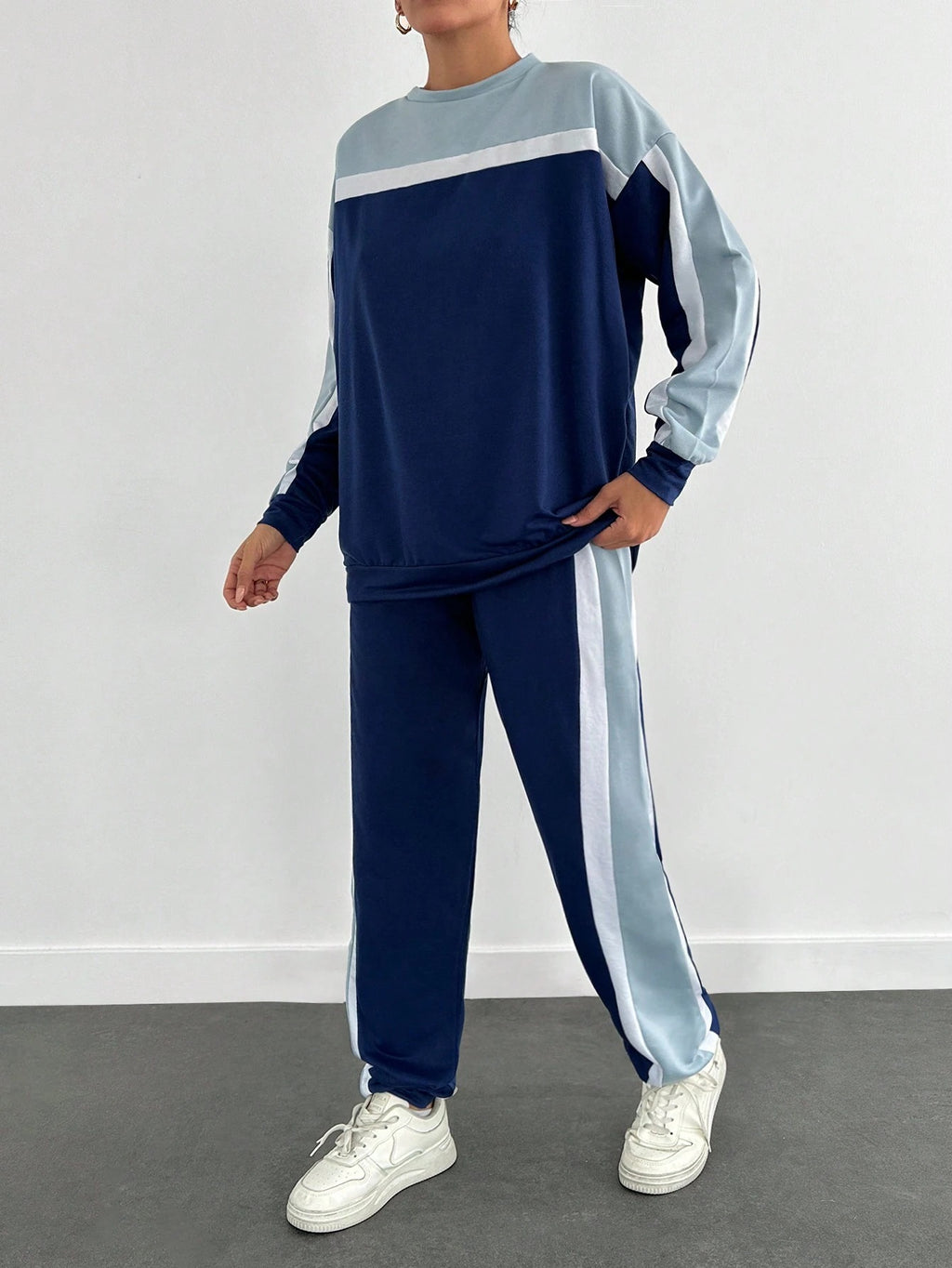 Two-Tone Jogger & Sweatshirt Co-Ord Set for Women