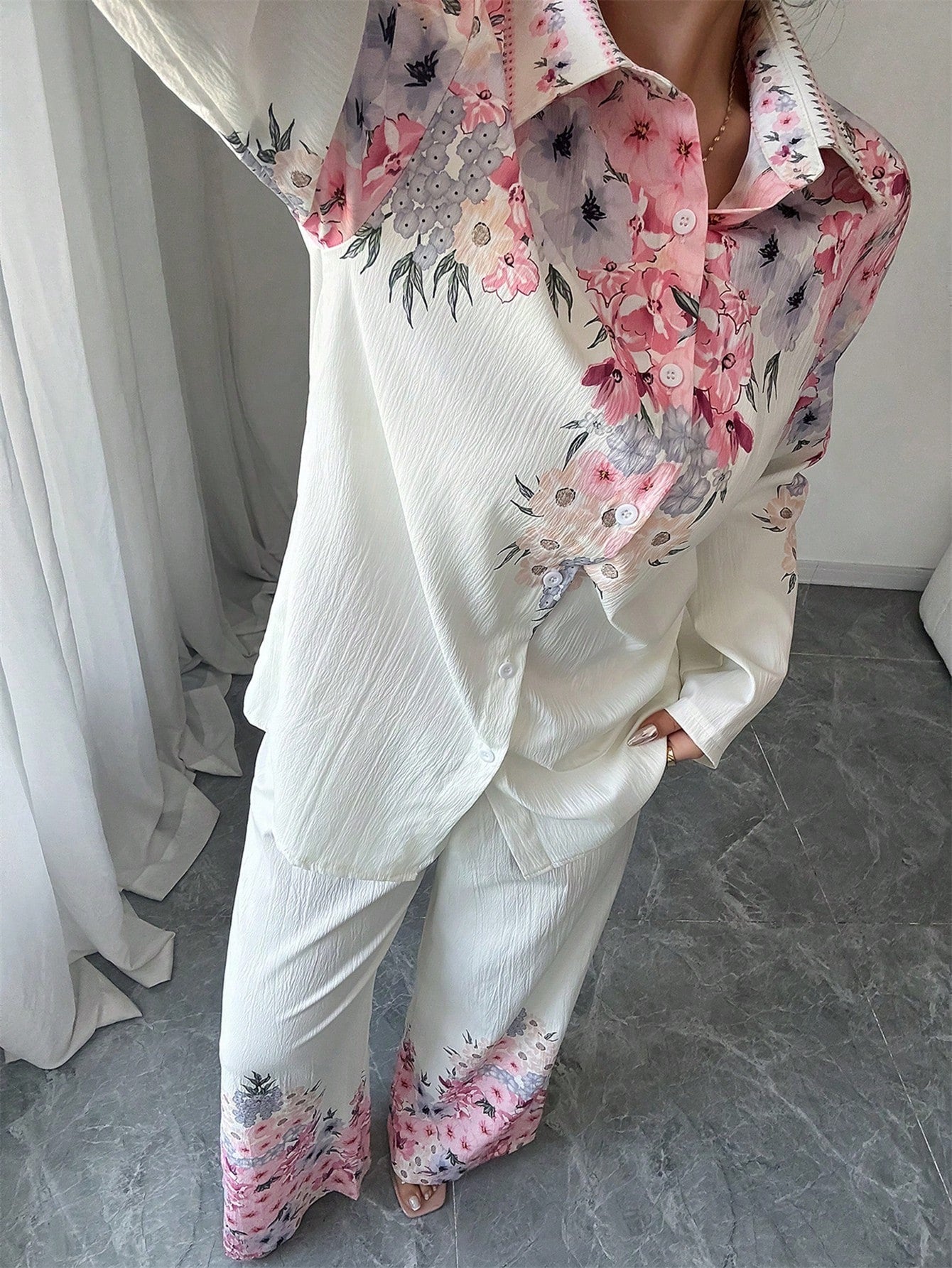ARENIVA - Bubblegum Pink Floral Women's Co-Ord Set