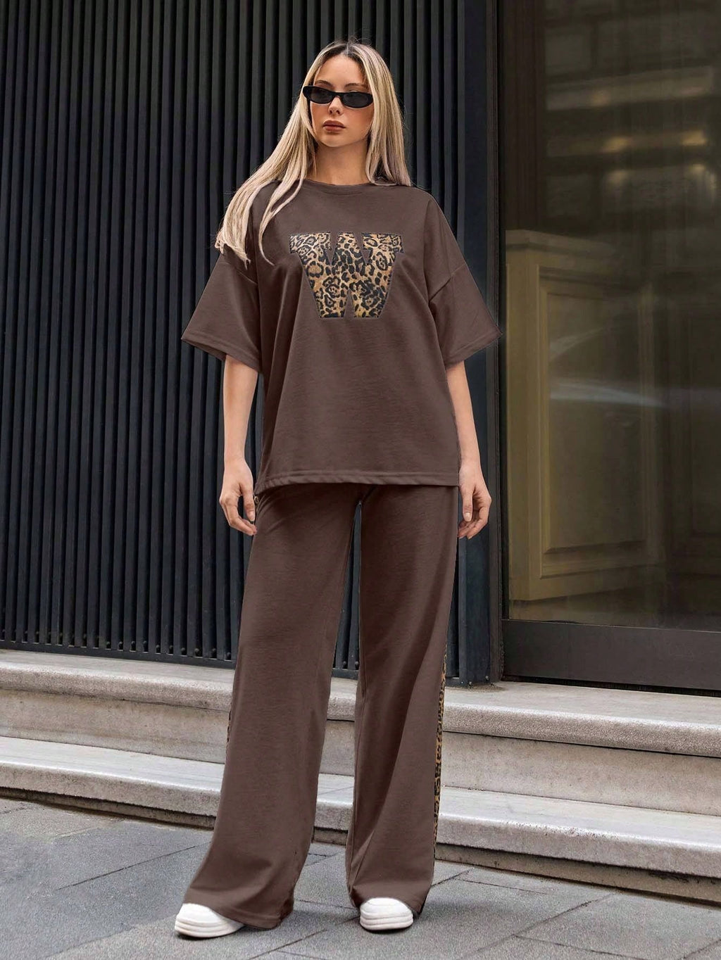 Mud Brown Colour Women's Co-Ord Set with Leapord Print