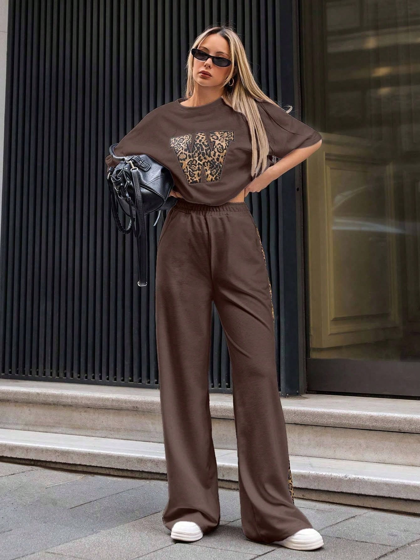 Mud Brown Colour Women's Co-Ord Set with Leapord Print