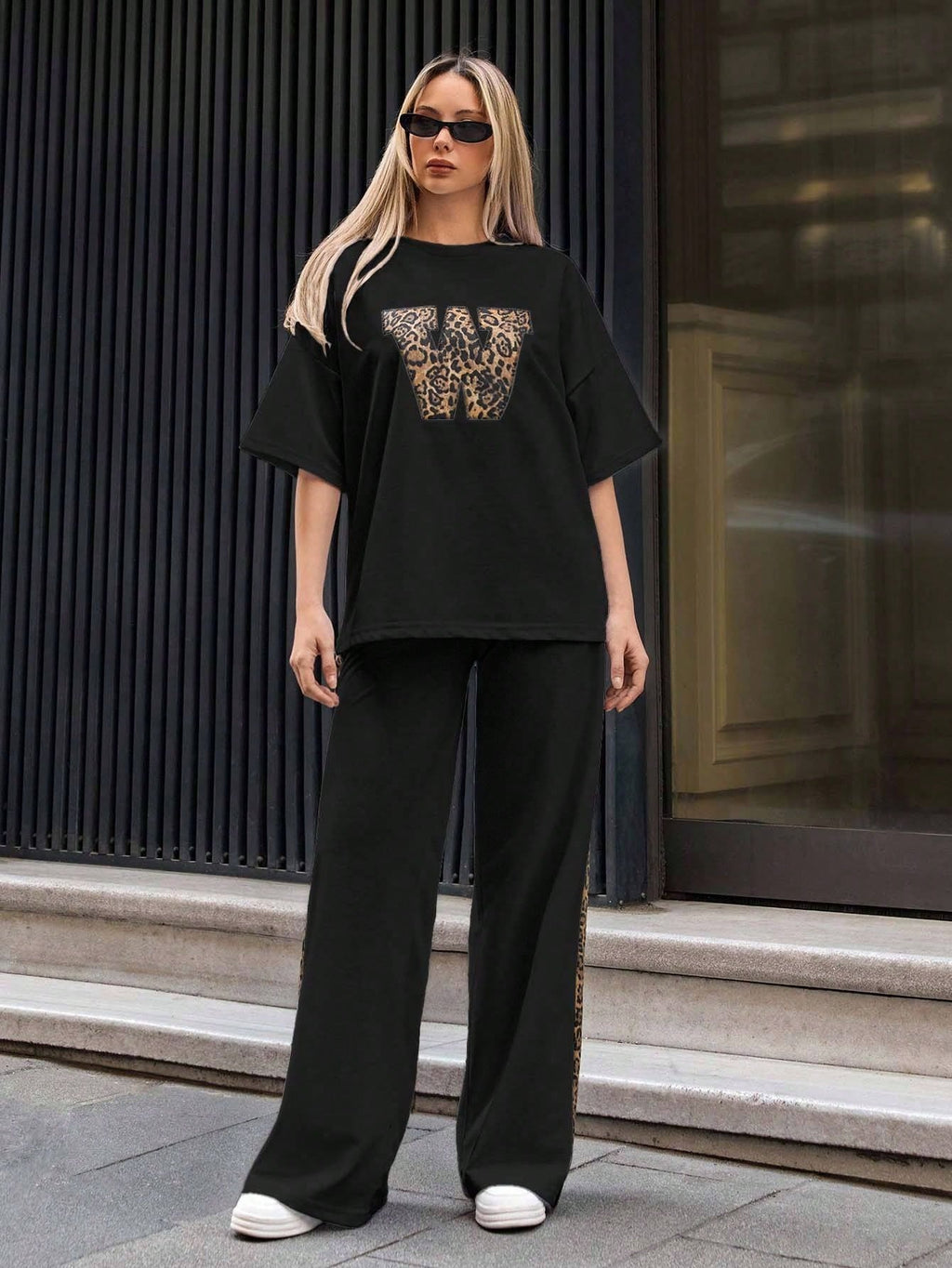 Deep Black Colour Women's Co-Ord Set with Leapord Print