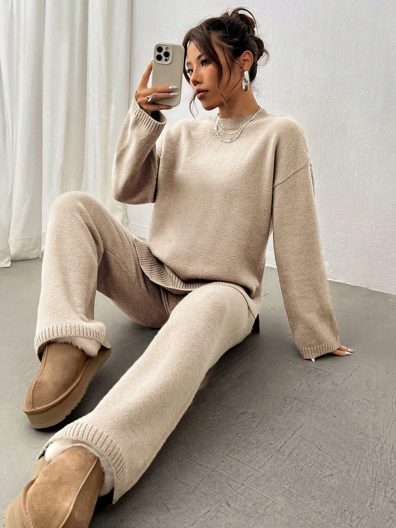 Women’s Knitted Loungewear Co-Ord Set – Beige